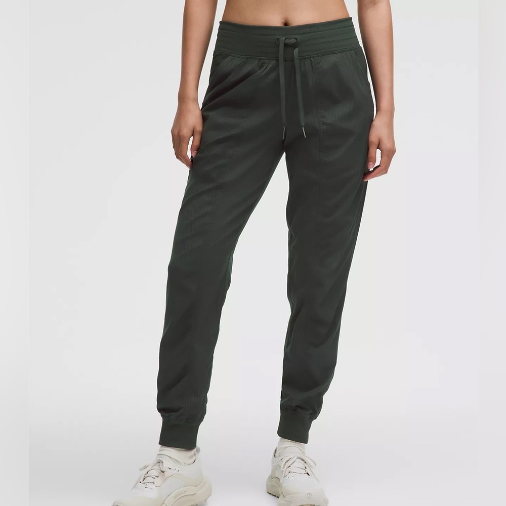 NWT Dance Studio Mid Rise Jogger 💚 Rainforest Green - Picture 3 of 13